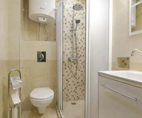 דירה Reаch Dreams 1 וארנה