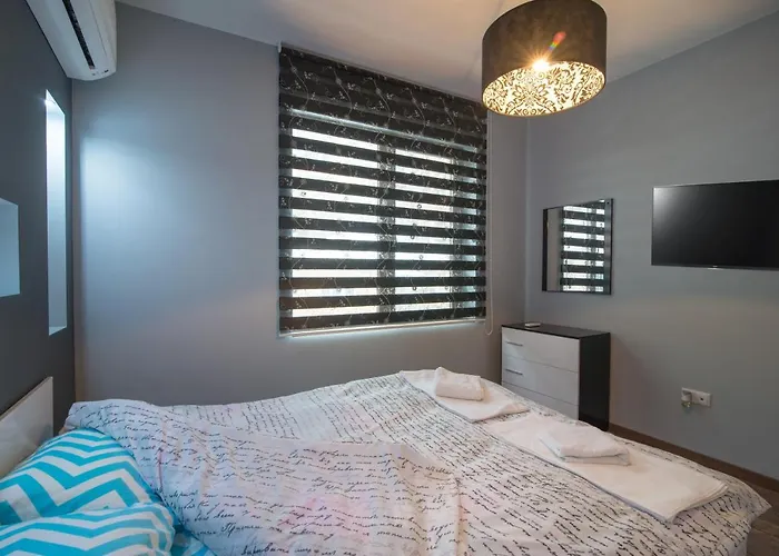 דירה Reаch Dreams 1 *